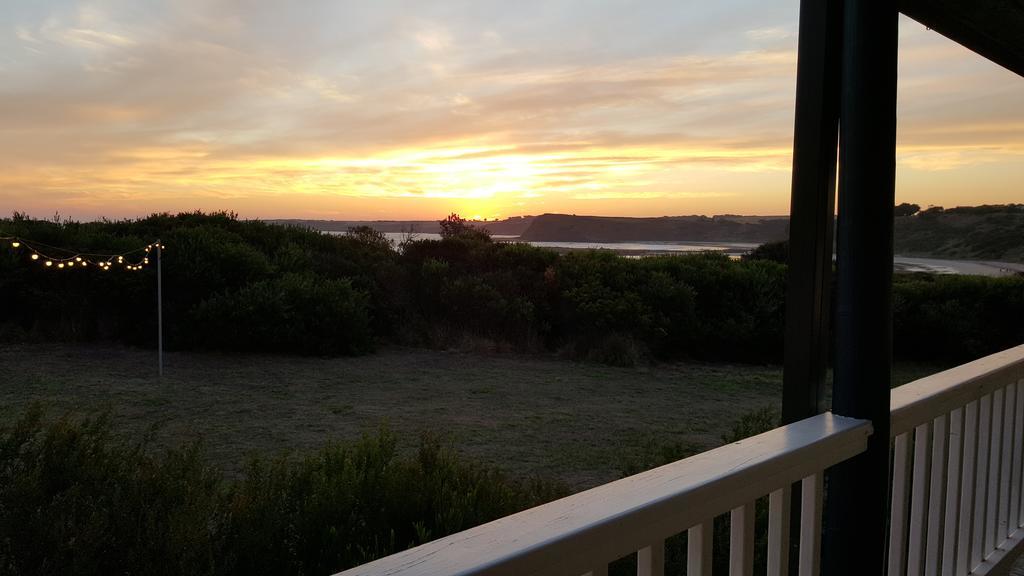Clifftop Hotel Smiths Beach Esterno foto