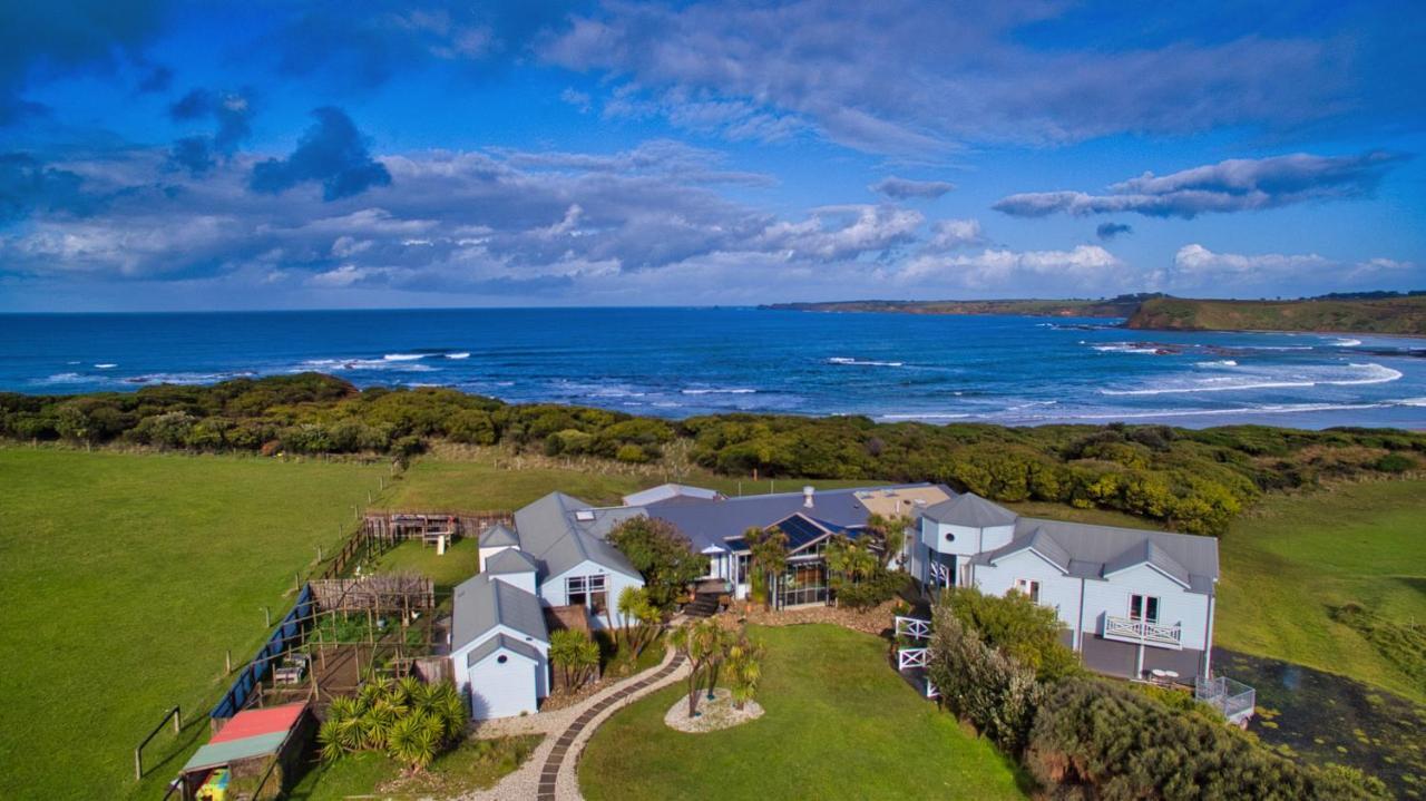 Clifftop Hotel Smiths Beach Esterno foto