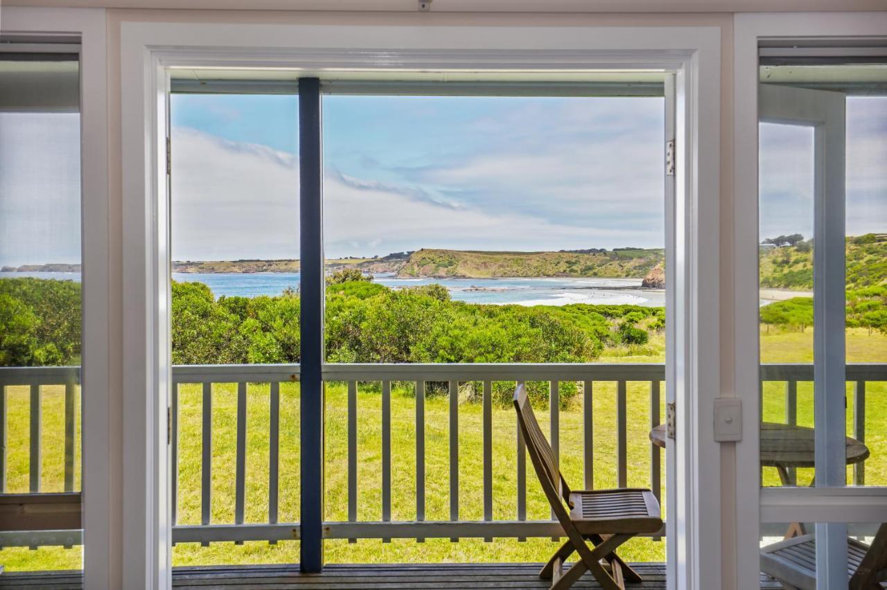 Clifftop Hotel Smiths Beach Esterno foto