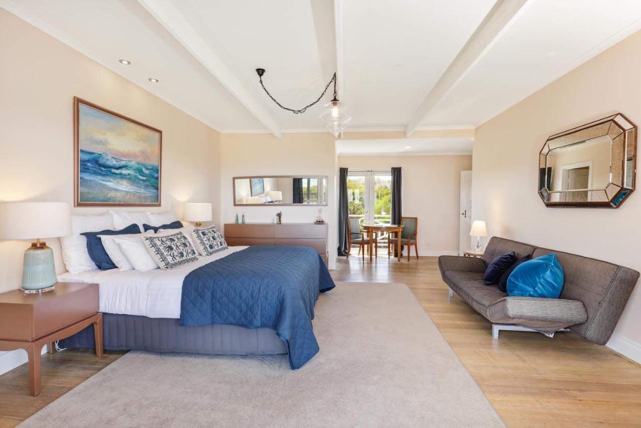 Clifftop Hotel Smiths Beach Esterno foto