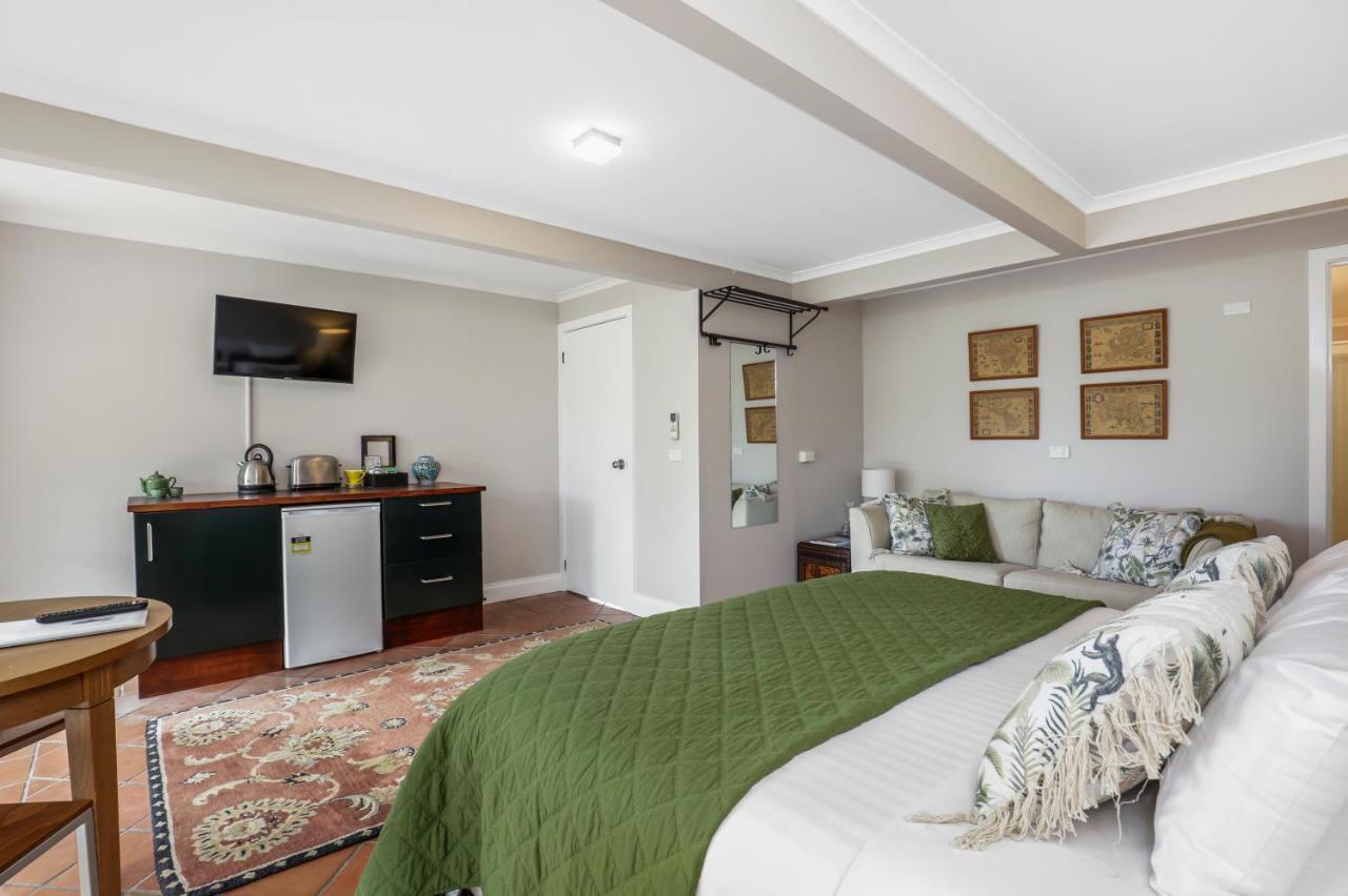Clifftop Hotel Smiths Beach Esterno foto