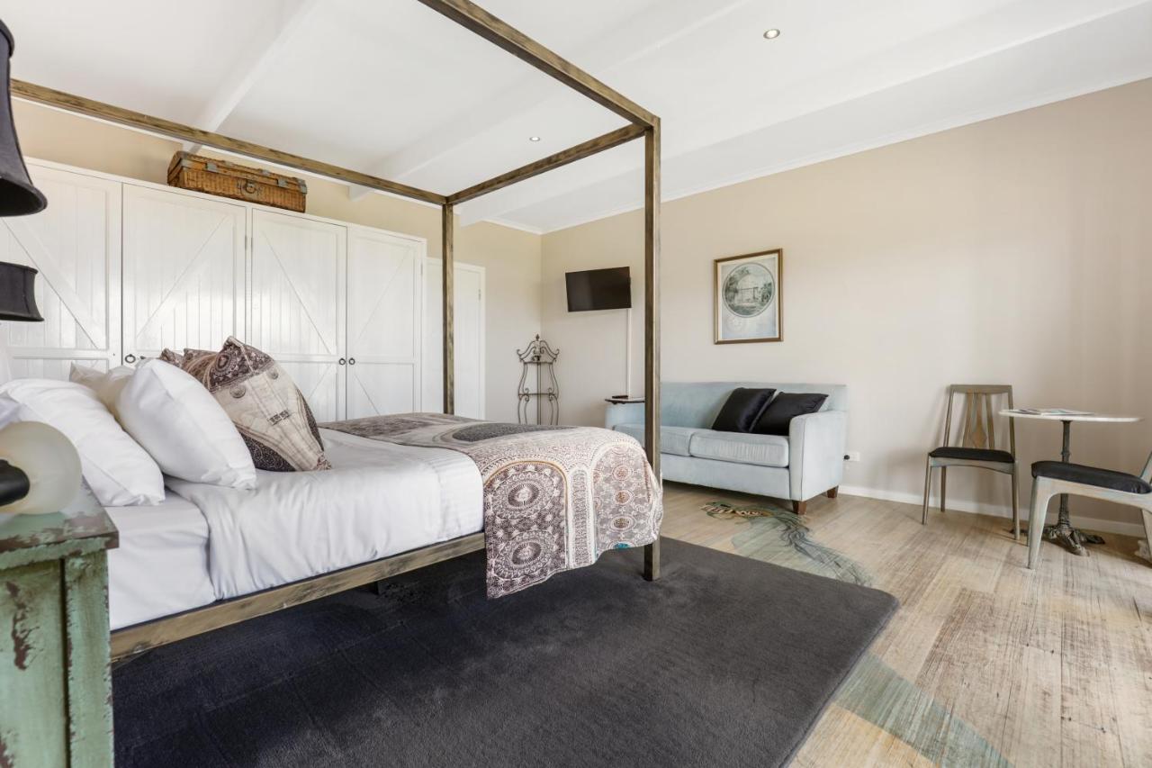 Clifftop Hotel Smiths Beach Esterno foto